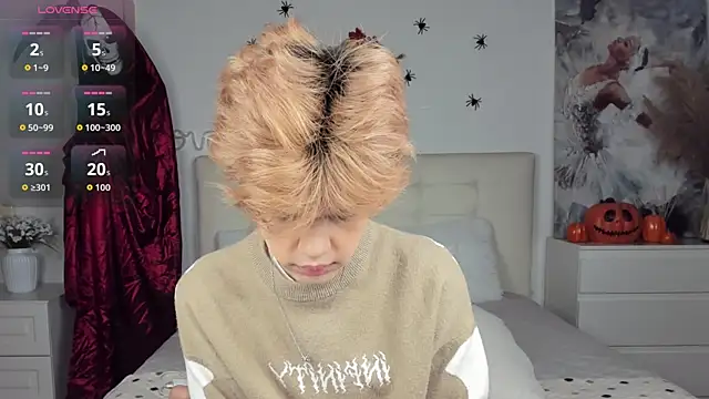 Felix Rey online show from October 15, 2025, 4:07 pm