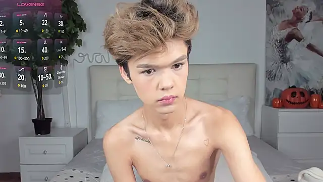 Felix Rey online show from November 7, 2025, 3:45 pm