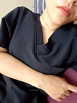 2 sex online show from April 9, 2026, 6:19 am