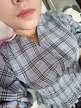 2 sex online show from April 10, 2026, 11:04 am