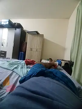 Snapshot of sexymallusexymale chatting on March 10, 2025, 10:48 am sexymallusexymale online show from March 10, 2025, 10:48 am