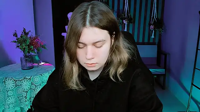 FioraMarmoris online show from January 25, 2025, 5:07 am