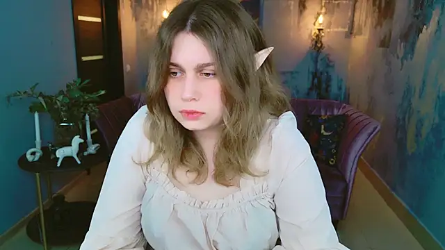 FioraMarmoris online show from February 23, 2025, 8:17 am