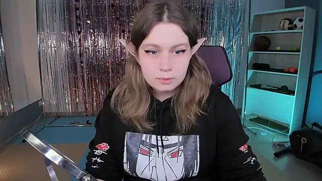 FioraMarmoris online show from March 22, 2025, 8:18 am