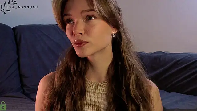 Eva Natsumi online show from October 12, 2025, 4:50 pm