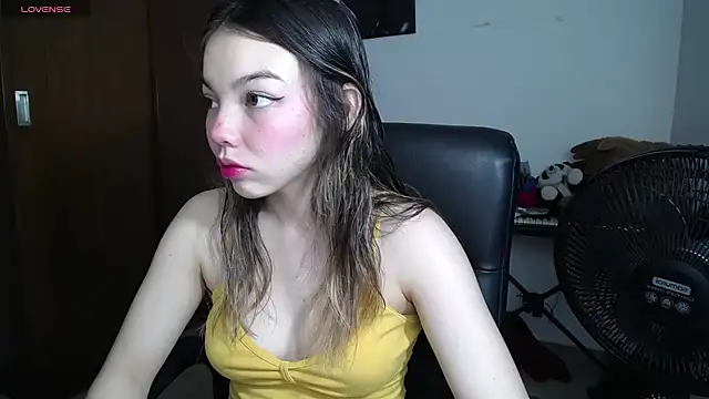 venelope1 online show from February 1, 2025, 1:02 am