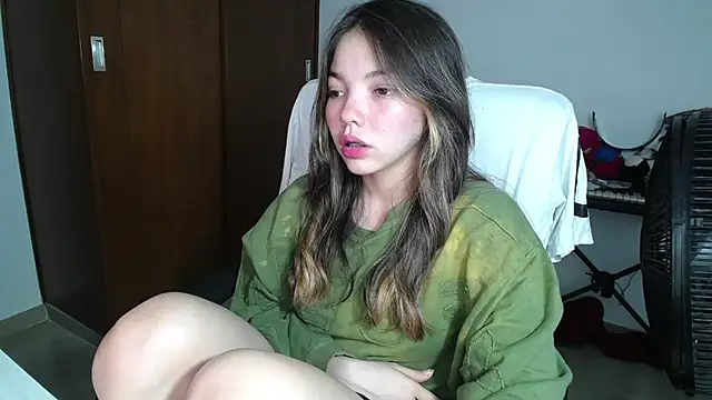 venelope1 online show from February 23, 2025, 4:28 am