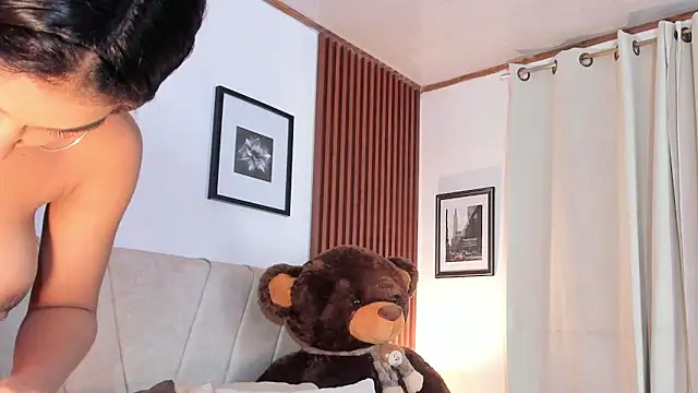 angeli sexi online show from April 2, 2026, 1:36 am