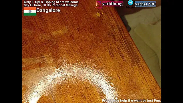 KingCobraClassy online show from April 19, 2026, 5:07 am