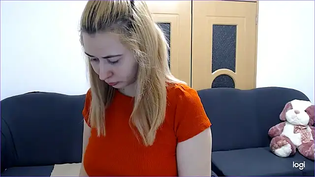 VioletaFlower7 online show from March 3, 2025, 9:22 am