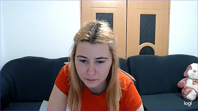 VioletaFlower7 online show from March 7, 2025, 9:17 pm