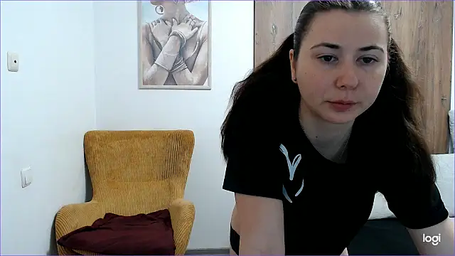 Snapshot of VioletaFlower7 chatting on May 14, 2026, 9:05 am VioletaFlower7 online show from May 14, 2026, 9:05 am