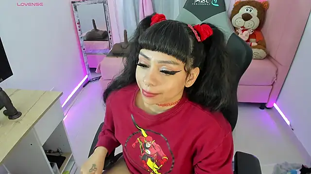 zoesullivan online show from January 23, 2025, 1:02 pm