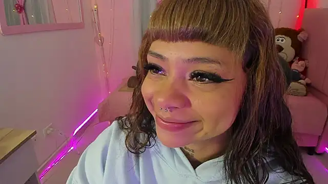 zoesullivan online show from September 26, 2025, 10:41 am