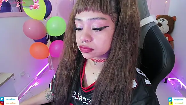 zoesullivan online show from November 10, 2025, 9:52 am