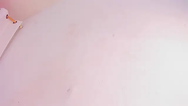 MiaKirshner online show from March 15, 2026, 3:12 am