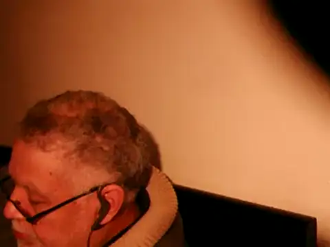 100Tauros online show from March 16, 2025, 11:14 pm