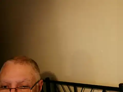 100Tauros online show from September 9, 2025, 5:45 pm