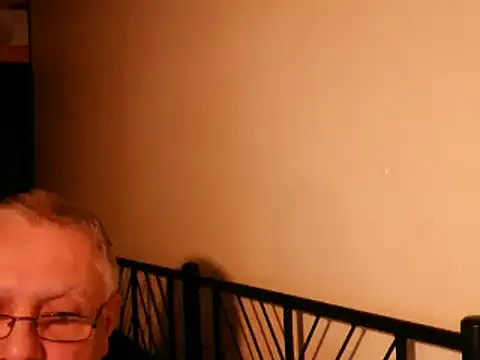 100Tauros online show from September 29, 2025, 9:52 pm