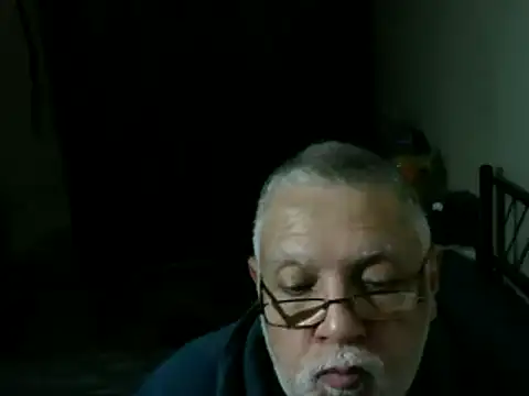 100Tauros online show from April 10, 2026, 9:41 pm