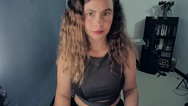 Snapshot of gigi_stephans chatting on July 7, 2026, 1:19 am gigi stephans online show from July 7, 2026, 1:19 am
