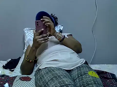 Hot Caro online show from December 12, 2024, 4:53 pm