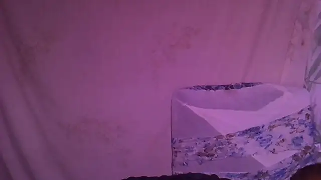 Snapshot of Hot_Caro chatting on May 17, 2026, 3:52 pm Hot Caro online show from May 17, 2026, 3:52 pm