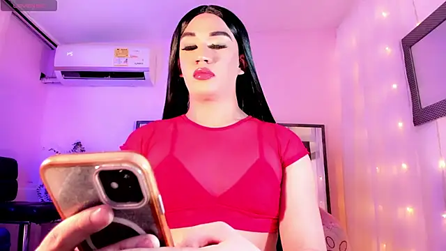 Snapshot of ShantalGirs chatting on October 2, 2025, 8:05 pm ShantalGirs online show from October 2, 2025, 8:05 pm