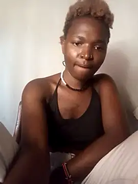 petite 12 online show from February 22, 2025, 7:12 am