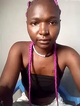 petite 12 online show from February 25, 2025, 5:52 am