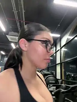 zui lu online show from February 17, 2025, 7:47 am