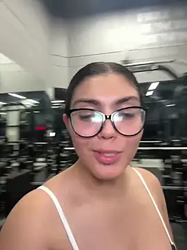 zui lu online show from March 1, 2025, 6:24 am