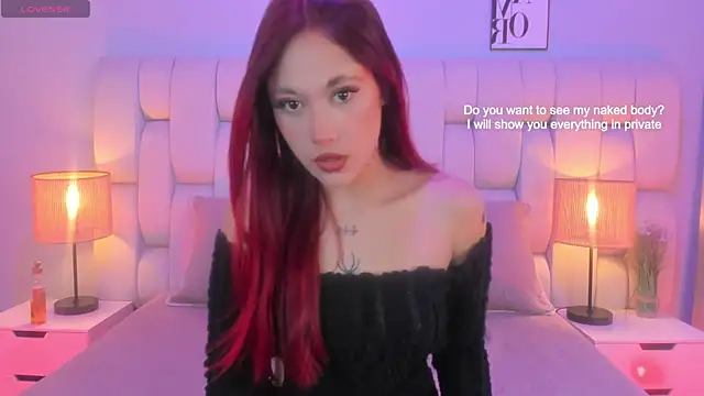 Snapshot of SkinnyFoxy chatting on May 3, 2026, 7:20 pm SkinnyFoxy online show from May 3, 2026, 7:20 pm