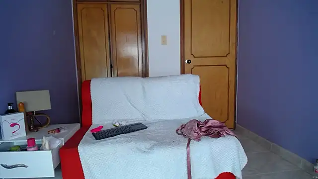 sophia ny online show from February 9, 2026, 2:32 pm