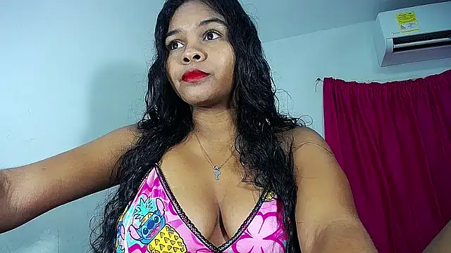 Snapshot of Sashabreck chatting on April 16, 2026, 2:56 am Sashabreck online show from April 16, 2026, 2:56 am
