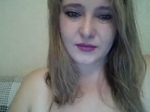 Snapshot of ParisMimi chatting on December 12, 2024, 3:54 am ParisMimi online show from December 12, 2024, 3:54 am