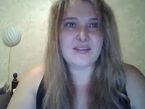 Snapshot of ParisMimi chatting on December 3, 2025, 12:25 pm ParisMimi online show from December 3, 2025, 12:25 pm