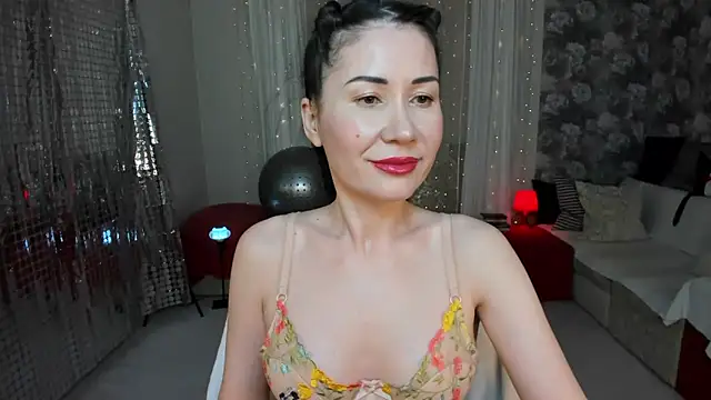 KarinaSweeety online show from April 20, 2026, 7:33 am