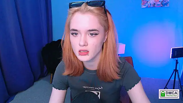 liana kisses online show from January 3, 2025, 4:55 am