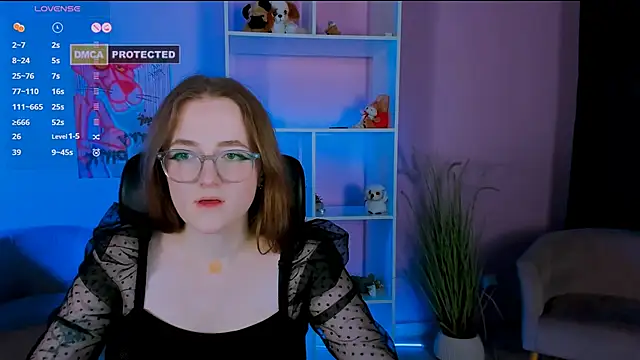 liana kisses online show from January 7, 2025, 10:30 pm