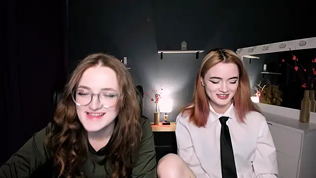 liana kisses online show from March 22, 2025, 8:15 pm