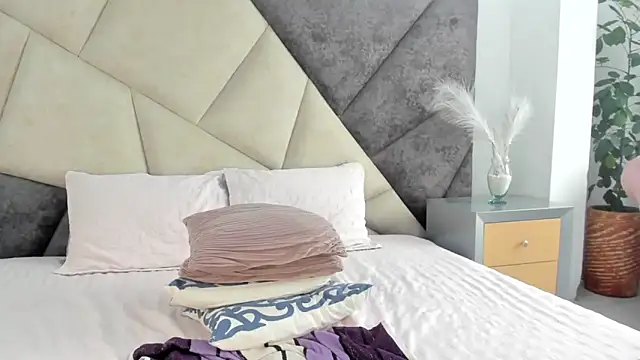 BarbaraKnox  online show from December 26, 2024, 3:20 pm