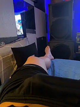 MatthewEmme online show from December 21, 2025, 4:03 pm