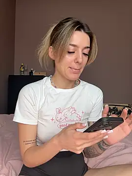 Jasmine urPrincess online show from May 7, 2026, 6:08 am