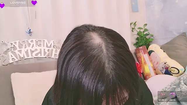 Snapshot of Conatsu chatting on December 13, 2024, 3:21 pm Conatsu online show from December 13, 2024, 3:21 pm