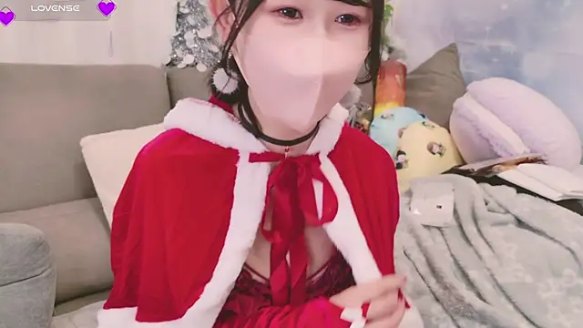 Snapshot of Conatsu chatting on December 25, 2024, 3:06 pm Conatsu online show from December 25, 2024, 3:06 pm