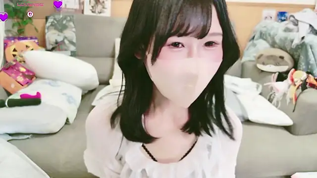 Snapshot of Conatsu chatting on October 24, 2025, 4:53 am Conatsu online show from October 24, 2025, 4:53 am