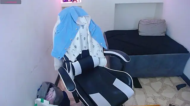 Bonnye star online show from December 15, 2025, 5:44 am