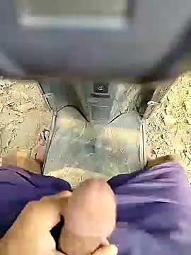 Snapshot of 88karan88 chatting on December 23, 2024, 4:22 am 88karan88 online show from December 23, 2024, 4:22 am