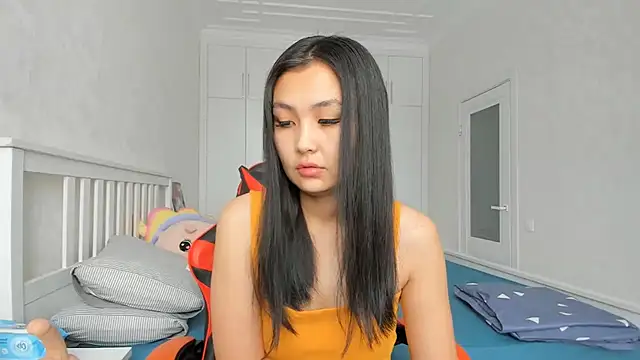 Snapshot of Missykitty01 chatting on December 9, 2024, 8:33 am Missykitty01 online show from December 9, 2024, 8:33 am